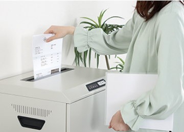 高い細断能力と機能性を誇るシュレッダー